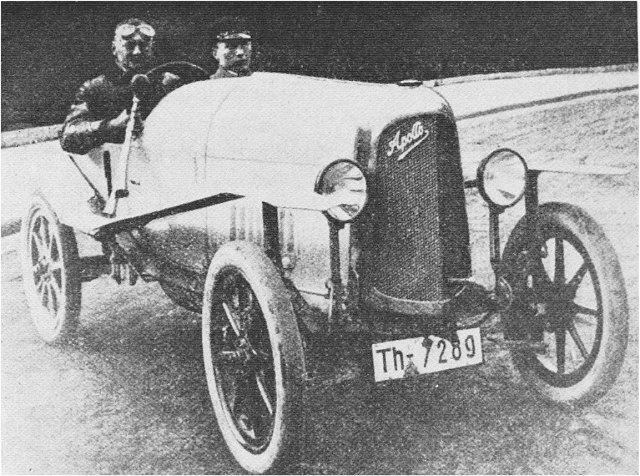 Carl Slevogt im Apollo-Sportwagen 1924